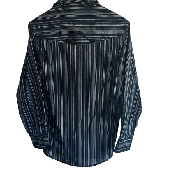 WRANGLER BLACK GRAY SILVER METALIC THREADS SNAP SHIRT MEN’S SZ SMALL Pettite - Picture 2 of 8